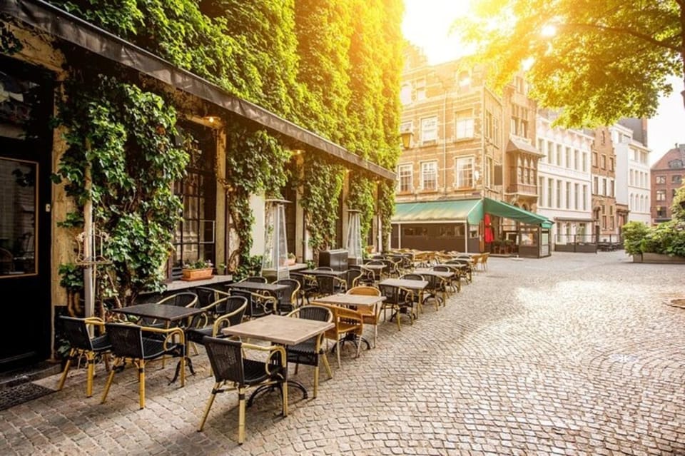 Antwerp: Must-See Attractions Private Walking Tour - Where the tour begins: Willem Ogierplaats 3 and quick orientation