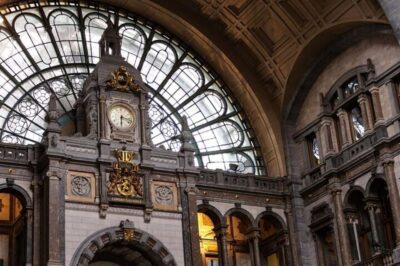 Antwerp: Must-See Attractions Private Walking Tour - Cathedral of Our Lady to ModeMuseum (MoMu): the city’s landmark to style connection