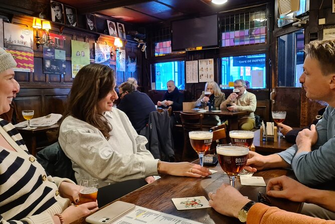 Antwerp Pub Crawl - Stadswaag: The Highlander Gives You Extra Time