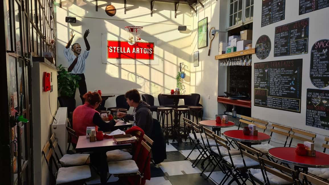 Antwerp: Pub Crawl in the Historical City - Who this pub crawl suits best (and who should skip it)