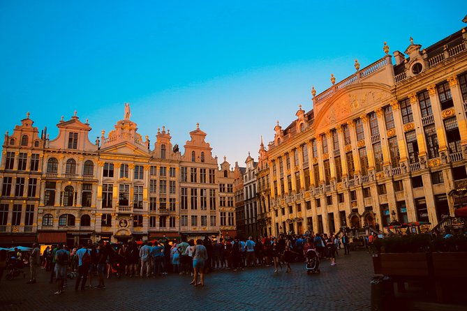 Architecture Tour of Brussels - Les Galeries Royales Saint-Hubert: Brussels’ early shopping arcade