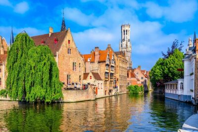 Bruges bus tour from Brussels - Bargeplein and the quick reset before Bruges gets serious