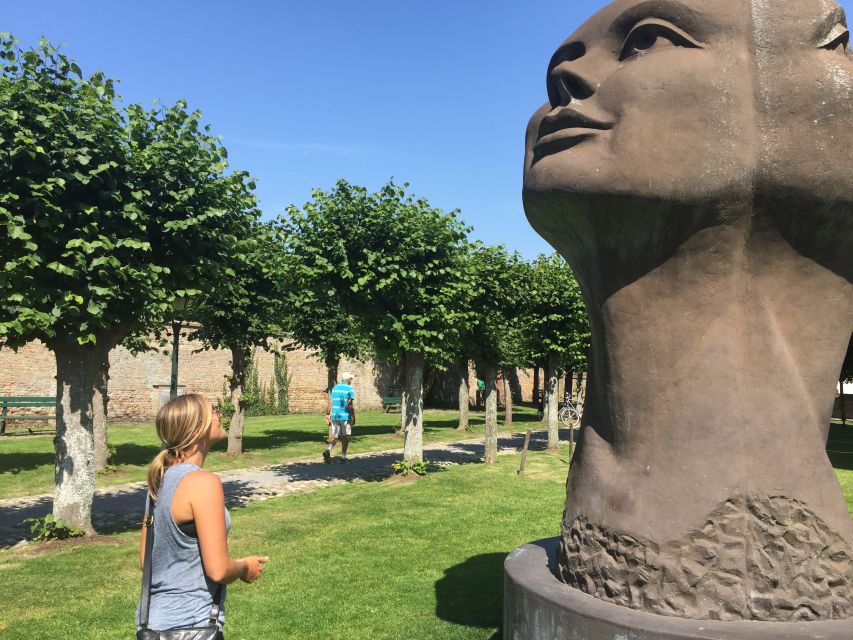 Bruges: Flatlands Guided Bike Tour - A 25 km bike escape from Bruges crowds