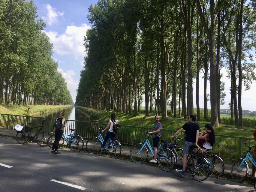 Bruges: Flatlands Guided Bike Tour - From Bruges into Flanders: canals, fields, and poplar-lined views