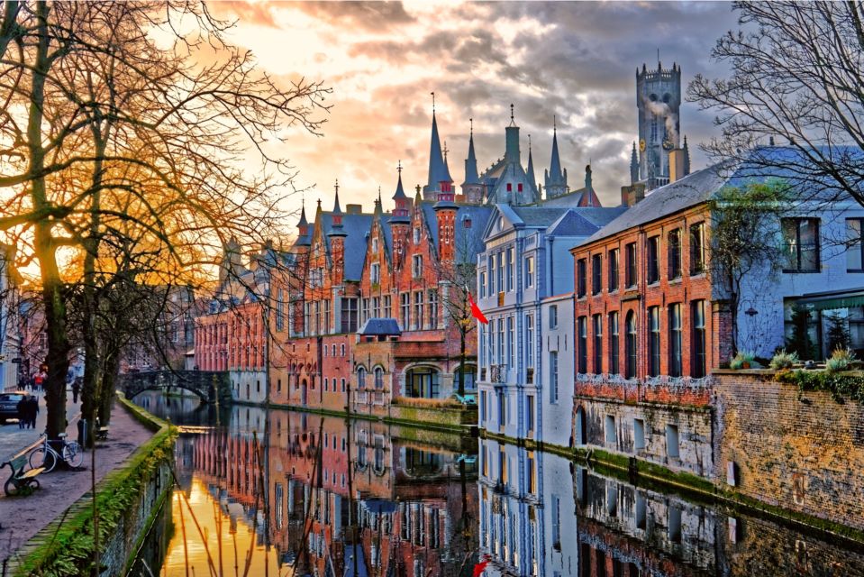 Bruges: Guided Walking Tour - Tanners Square (Huidenvettersplein): the working side of Bruges