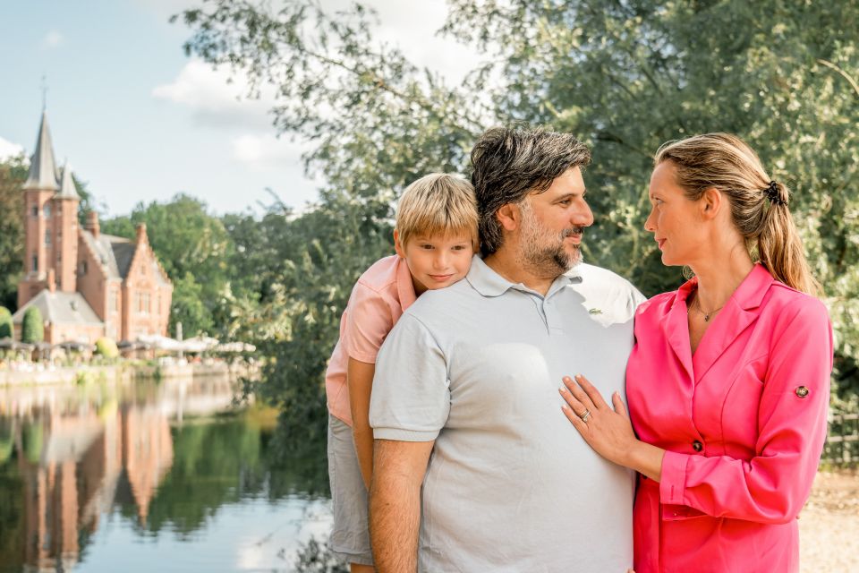 Bruges : Your private 30min. photoshoot in the medieval city - Who This Is Best For in Bruges
