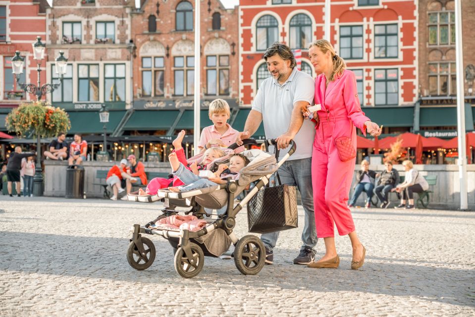 Bruges : Your private 30min. photoshoot in the medieval city - What Happens During the 30 Minutes: Walk, Photo Stop, Scenic Views
