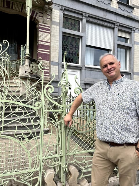 Brussels: 2-hours "Art Nouveau" Walking Tour - Finding the meeting point at Merode without wasting your time