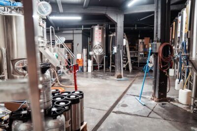 Brussels: Discover Belgium's Breweries with a Local - Meeting at the brewery: what your first 10 minutes set up