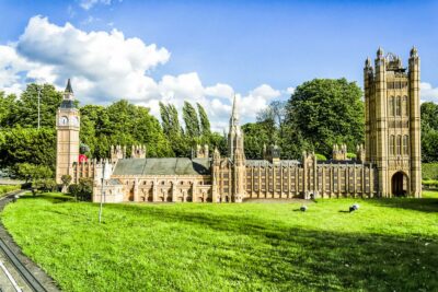 Brussels: Entry Ticket to Mini-Europe - Big Ben and the Eiffel Tower: The Headliners That Anchor the Park