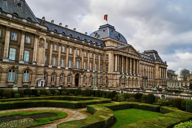 Brussels’ European Quarter And The Atomium - Place Luxembourg Drinks: Finishing Like a Local