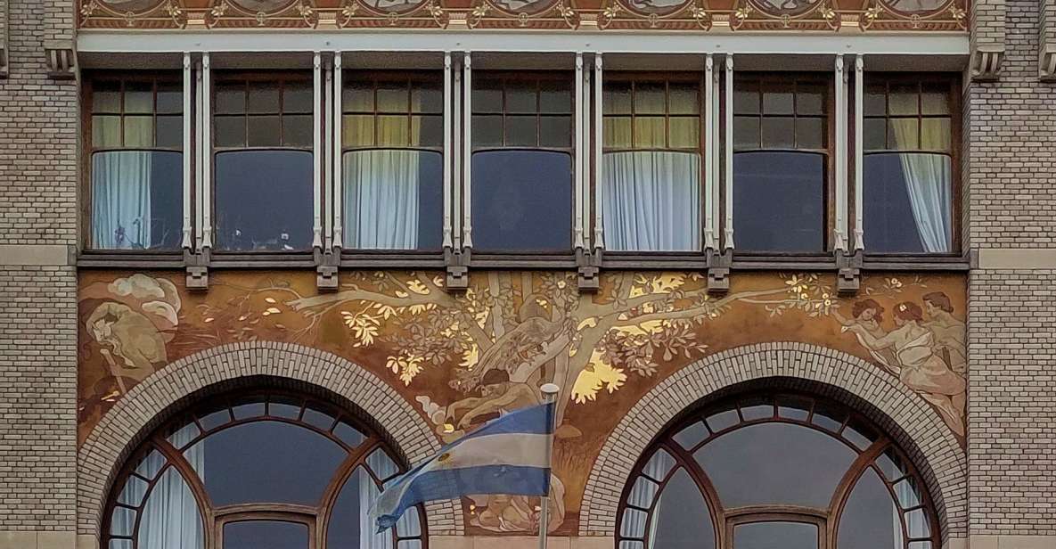 Brussels: Fall and Rise of Art-Nouveau Guided Tour - The technique lesson you’ll carry home: sgraffito versus frescoes