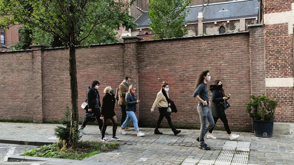 Brussels: Outdoor City Escape Game With Drinks - Price and logistics you should not ignore: deposit and teams