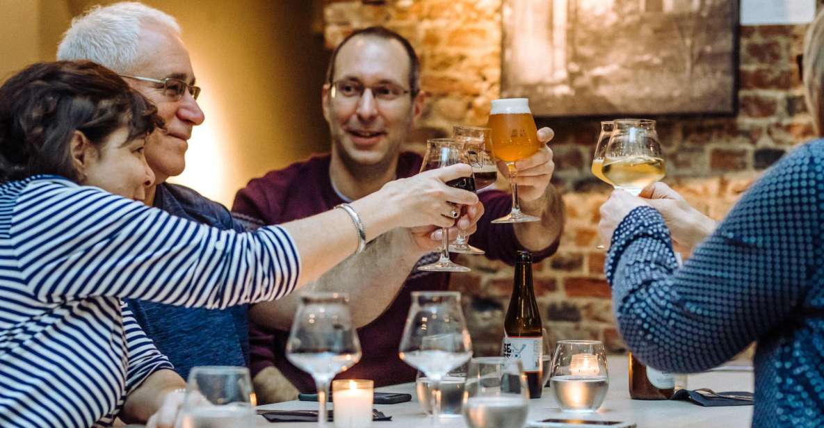 Brussels: Private Beers, Bars, and Live Music Tour by Night - How a private beer-and-bars walk changes Brussels at night