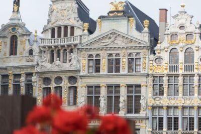 Brussels: Private Tour of the Upper and Lower City - Lower City highlights: Grand Place, Manneken Pis, and the squares in between