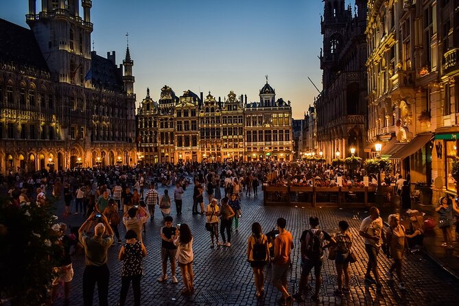Brussels Pub Crawl Tour - The Discount System: How to Use the Deals Without Losing Time