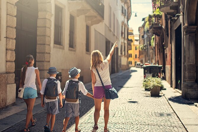 Discover Ghent while playing! Escape game - The alchemist - Walking time: the pace is part of the deal