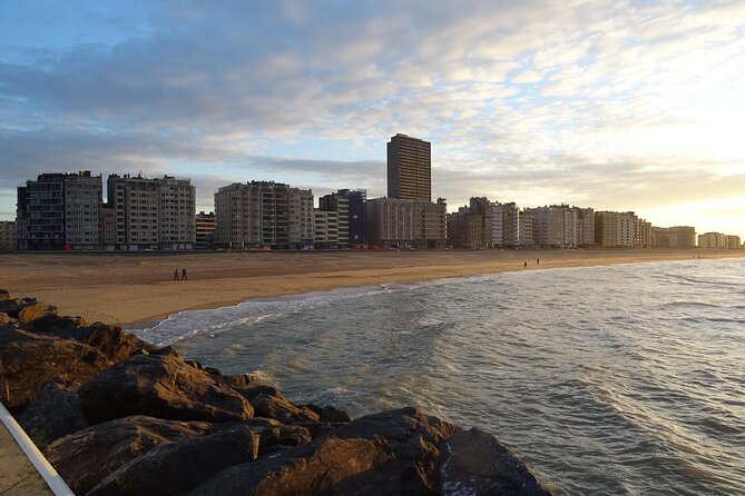 e-Scavenger hunt Ostend: Explore the city at your own pace - Price and time: value that depends on your group size
