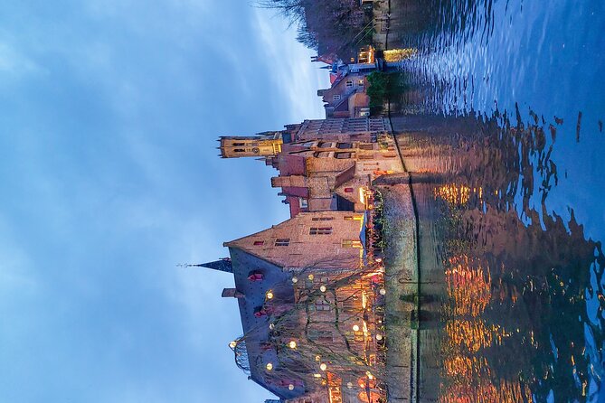 Evening Delights: Bruges Tour with Beer & Chocolate - Moonlit Bruges: why this 2-hour format works