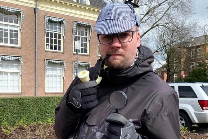 Exciting Murder Mystery - Interactive city walk in Antwerp - The Role of WhatsApp Guidance When You Hit a Wall