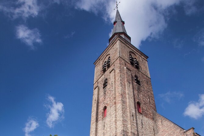 Exclusive Bruges Churches Tour: Admire Michelangelo’s Masterpiece - The Michelangelo payoff: why this stop feels different
