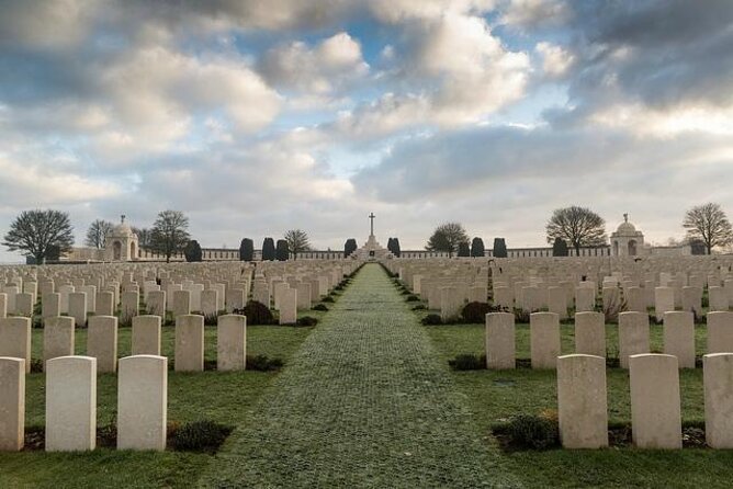 From IEPER Private 4-hour Tour of the Ypres Battlefield - This is WWI, not a drive-by list