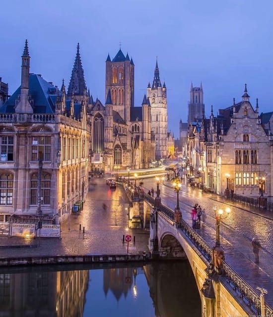 Ghent : Comedy AudioGuide Ghent - Getting your bearings at Korenmarkt before you start