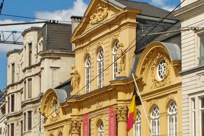 Ghent Walking Tour - City Highlights and Beyond Tradition - The medieval towers stop: Saint Nicholas Church, Belfry, and Saint Bavo Cathedral together