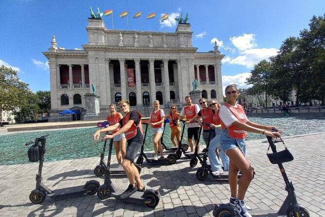 Guided E-kickscooter tour: The big five of Antwerp - Quick hits before you book
