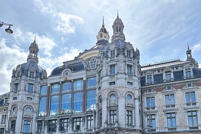 Guided E-kickscooter tour: The big five of Antwerp - Scheldt Docks South: river views that feel instantly different
