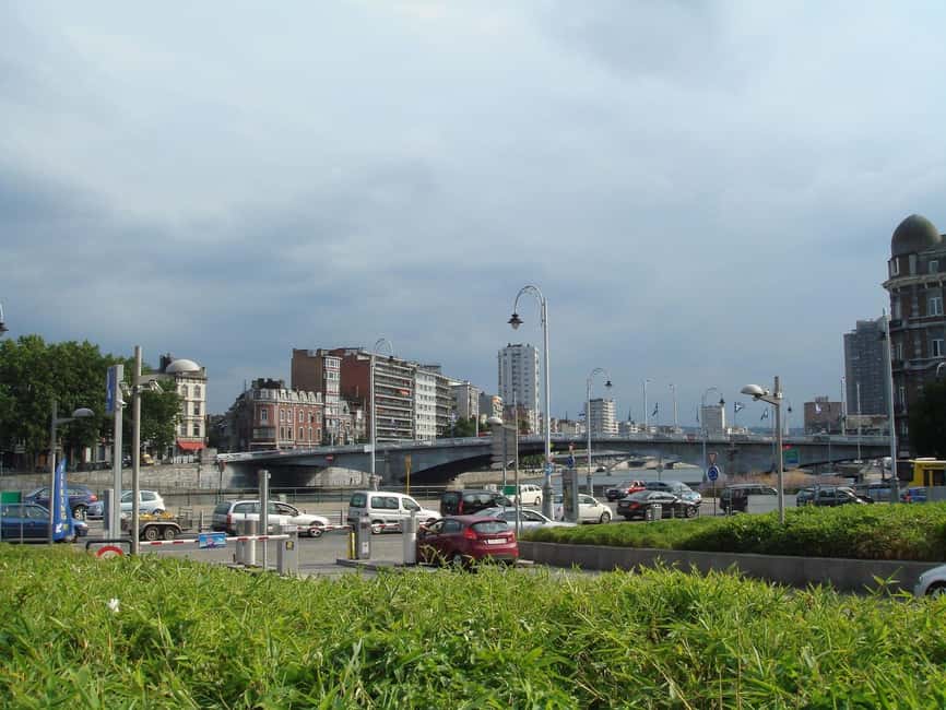 Liege Private Walking Tour - The Carré on foot: how pedestrian streets help you read the city