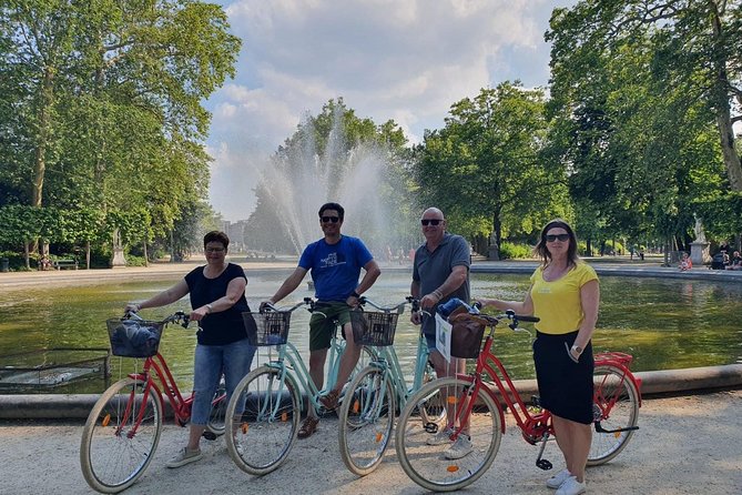 Lively Brussels Highlights Bike tour DUTCH - Who Should Book This Tour?