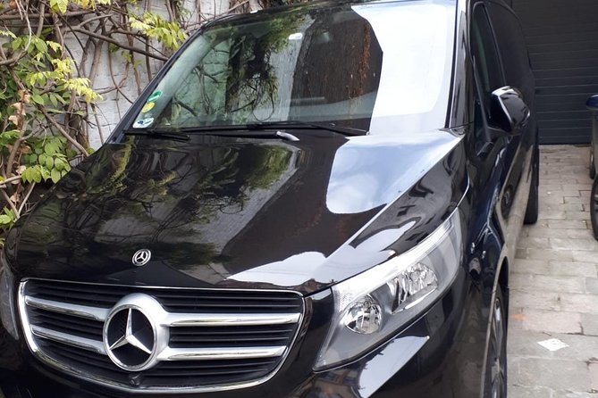 Luxury Minivan from Charleroi airport to the city of Brussels - Where you’ll be picked up and dropped off