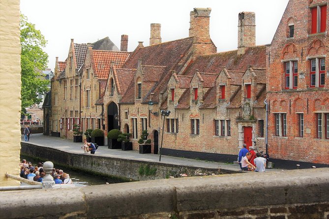 Photo Tour "Philip the Good" + Boat trip - Meeting point near Historium Bruges and the flow of the walk