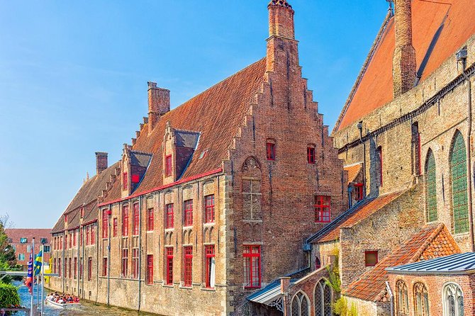 Private 3-hour walking tour of Bruges with official tour guide - Price and logistics: is $178 per person good value?