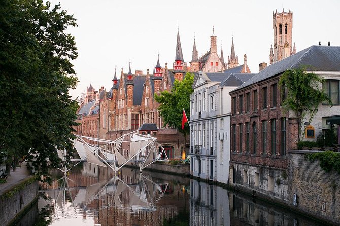 Private 3-hour walking tour of Bruges with official tour guide - Starting at Markt: the main square as your orientation tool