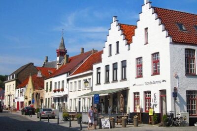 Private Bruges Countryside Cycling Tour to Damme with Guided Walk - What you pay (and why $197.58 per person can make sense)