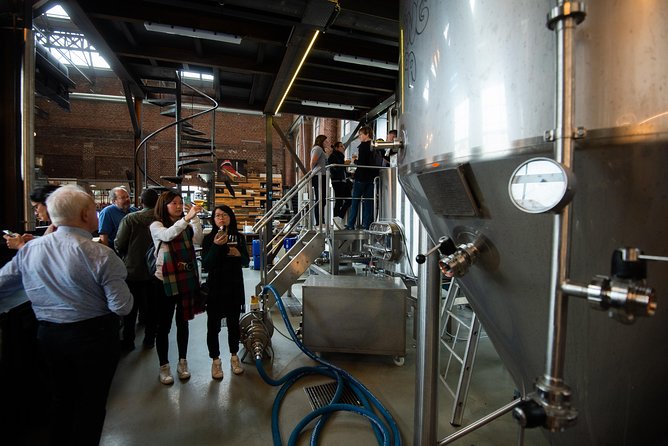 Private: Discover Brussels beer & breweries by a young local (incl. chocolate) - Stop 4: Bier Central Brussels and the 300+ beer challenge