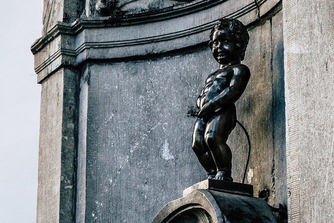 Private Historical Tour: Highlights of Brussels - La Monnaie, Galeries Royales Saint-Hubert, and Saint-Géry Island