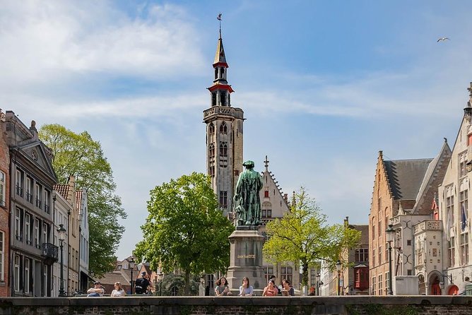 Private shore excursion from Zeebrugge to Bruges with driver and guide - Meet the guides: personalities you’ll notice