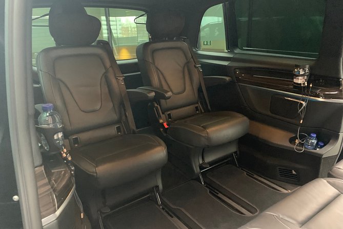 Private taxi Transfer from Bruges to Amsterdam - Time Management: What 170 Minutes Feels Like in Real Life
