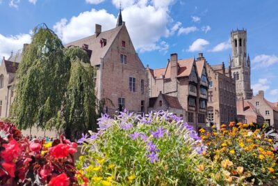 Private tour: From your hotel + see the Madonna of Michelangelo - Belfort and the carillon: your best “first impressions” of Bruges