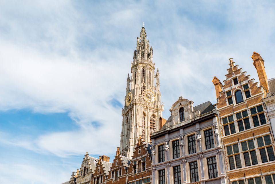 Surprise tour of Antwerp guided by a Local - Why a local-led surprise walk beats a checklist tour