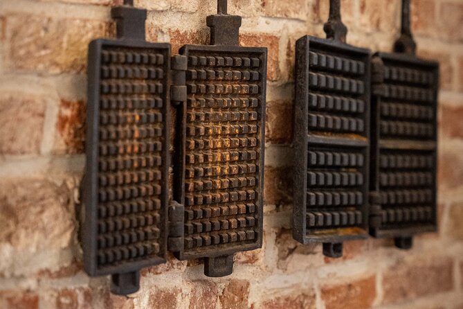 The Waffles 'n Coffee Breakfast in Bruges Centre - Group size, stations, and family fit