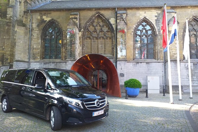 Waterloo Private Battlegrounds Tour with Lion Hill - Your private minivan pickup, English guide, and getting your bearings fast