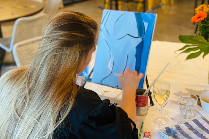 Wine and Painting Workshop Experience in Brussels - Brussels Wine and Painting: How This Workshop Really Works